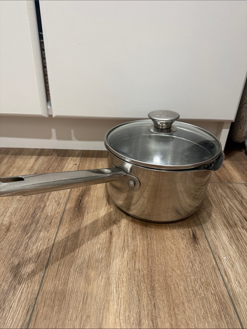 Wear Ever Stainless Steel 3 quart Saucepan with Glass Lid - Silver